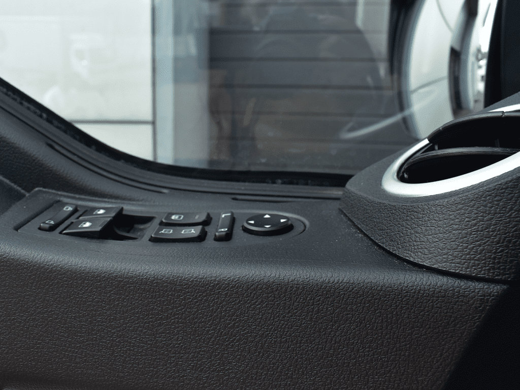 Шторный фургон на шасси Howo T5G